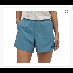 Patagonia womens baggie shorts!